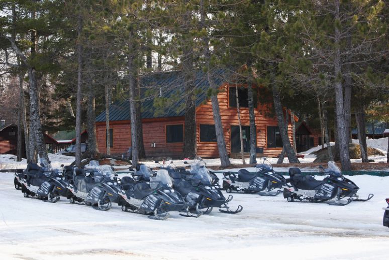 Hotel Lodging Snowmobiling Millinocket Maine Lakeside Cabins ME