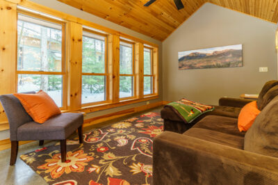 Coveside 3BR Lodge